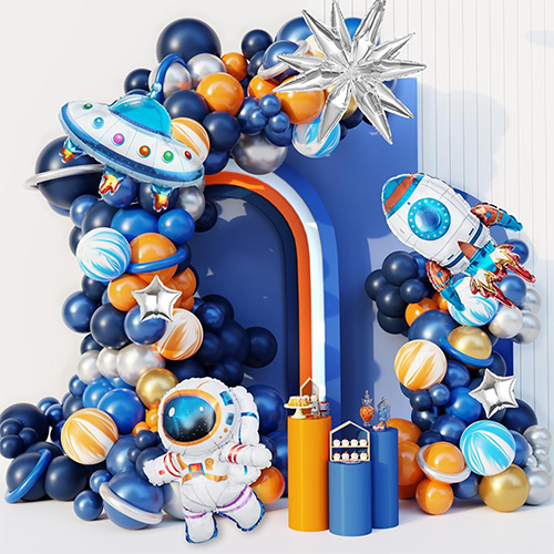 Космічна гірлянда з повітряних куль